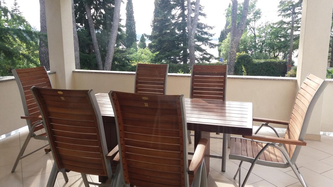 Apartments Atrium Малинска Экстерьер фото