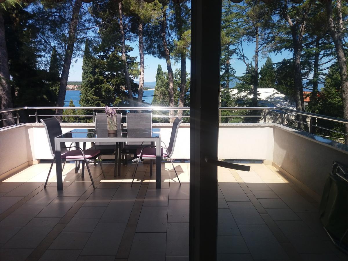 Apartments Atrium Малинска Экстерьер фото